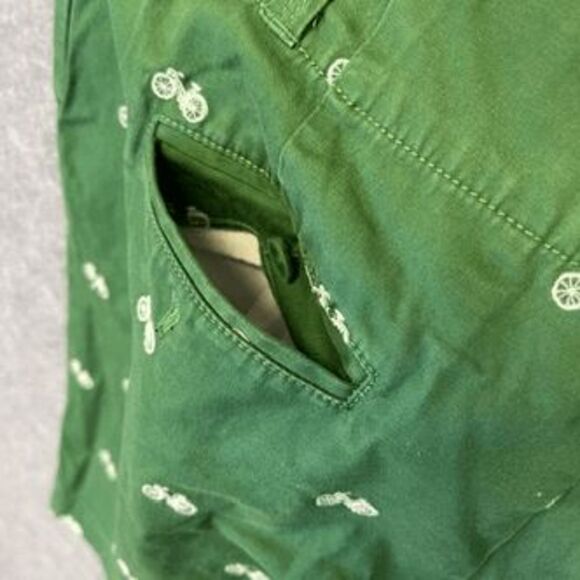 TALBOTS 10P Green Bicycle Embroidered Bermuda Shorts Cotton Stretch Petites - Picture 15 of 16